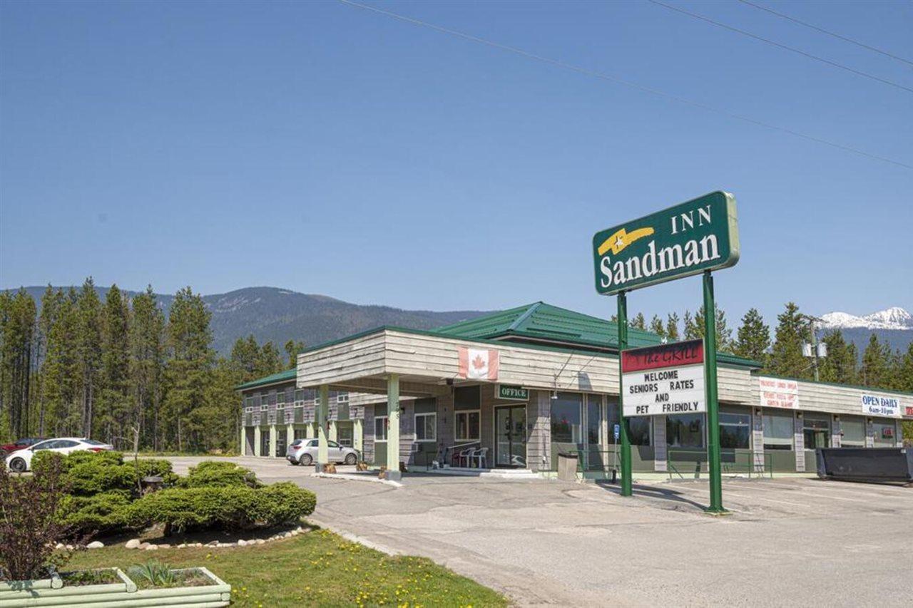 Sandman Inn Blue River Bagian luar foto